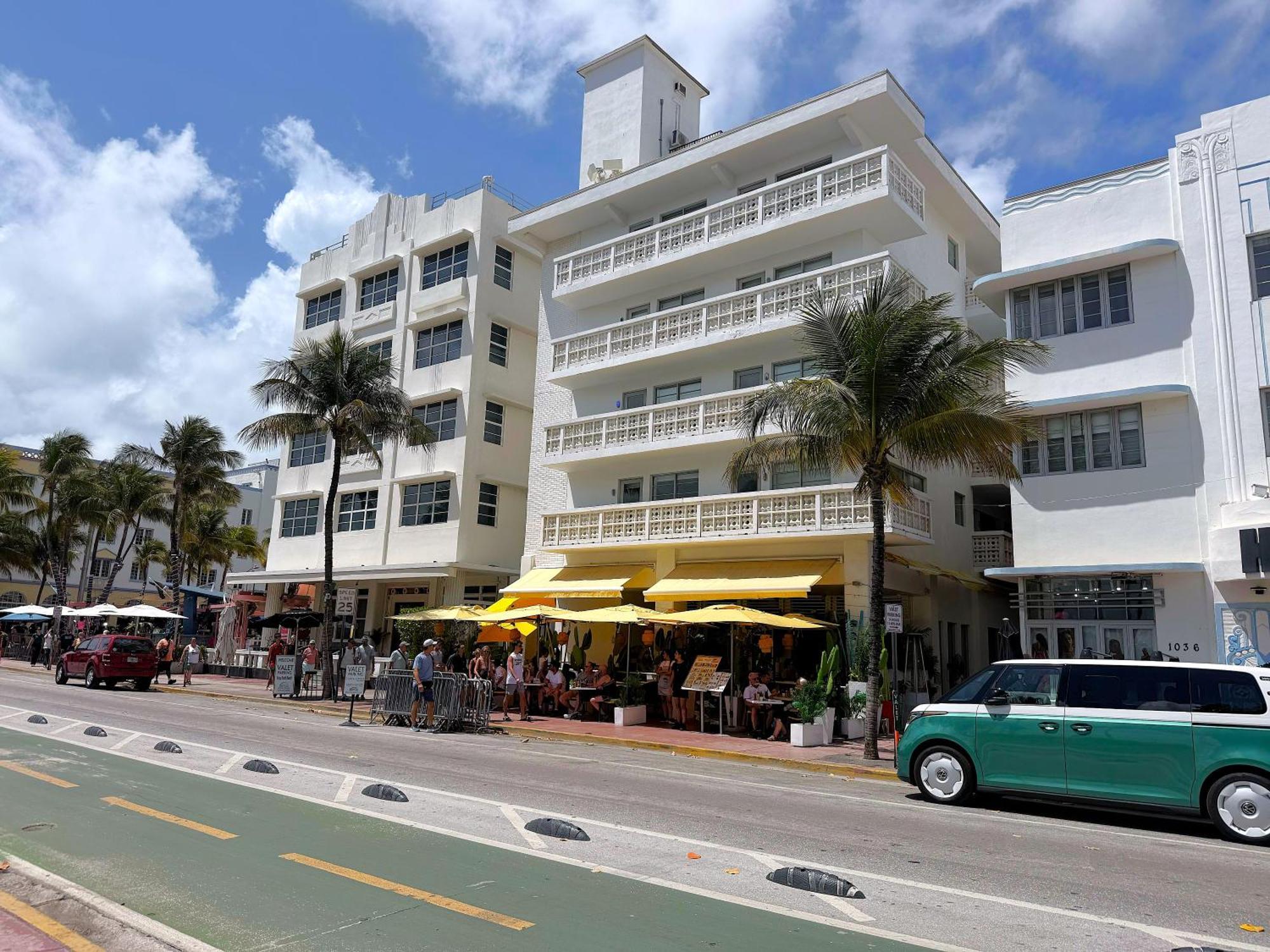 Renzzi On The Ocean Aparthotel - Miami Beach — Fotos 1